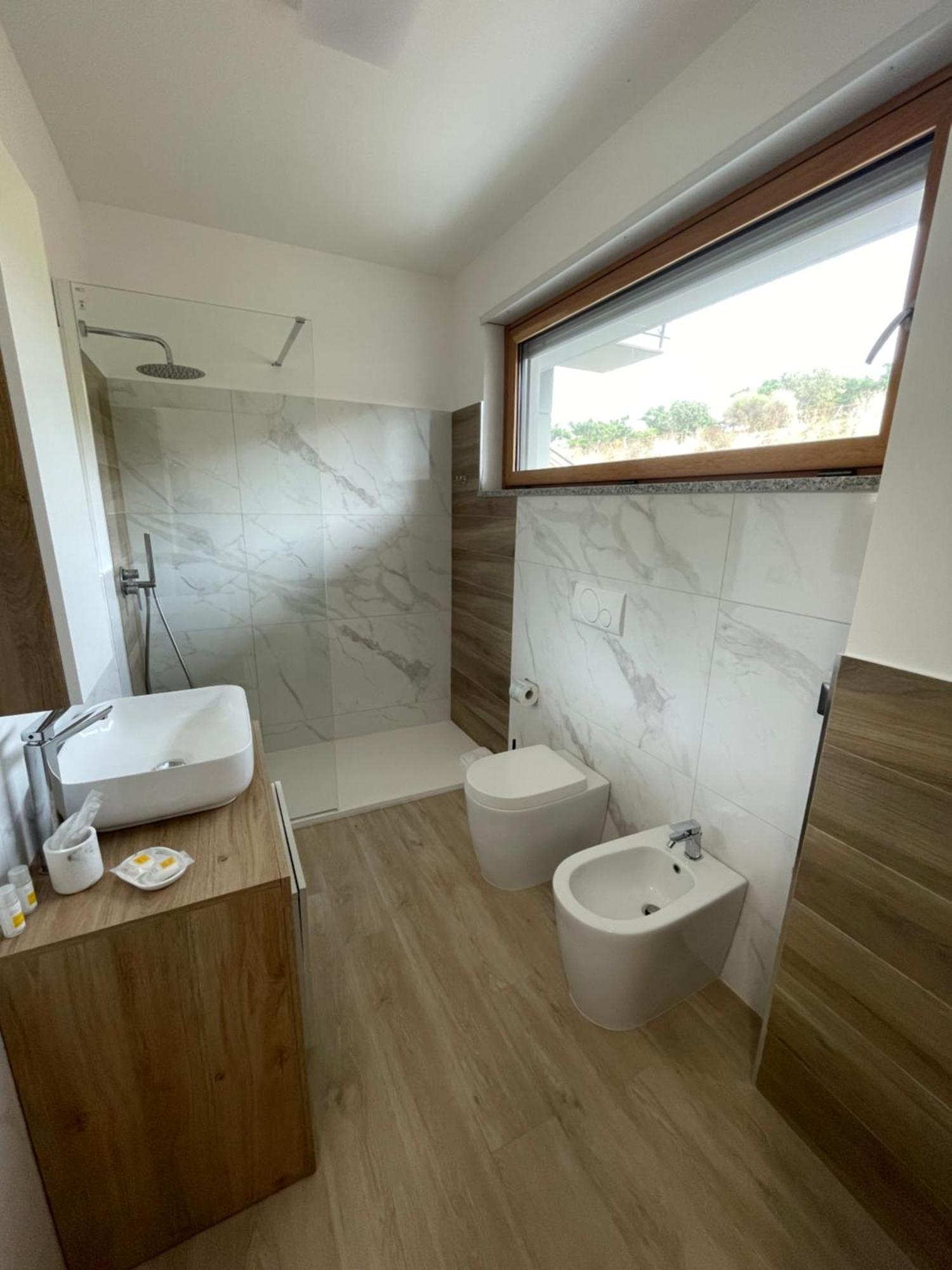 Casa Vacanza Acquamarina Porto Torres Ngoại thất bức ảnh